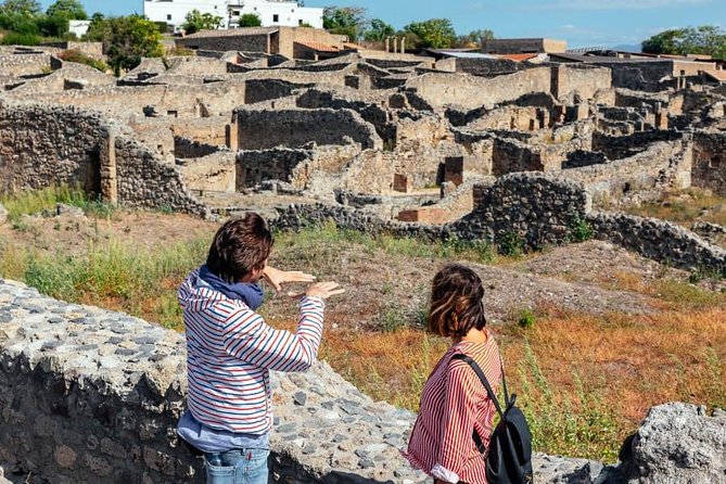 2 Hours Private Walking Tour in Pompeii with an Archaeologist - The Thermopolium: Ancient Fast Food