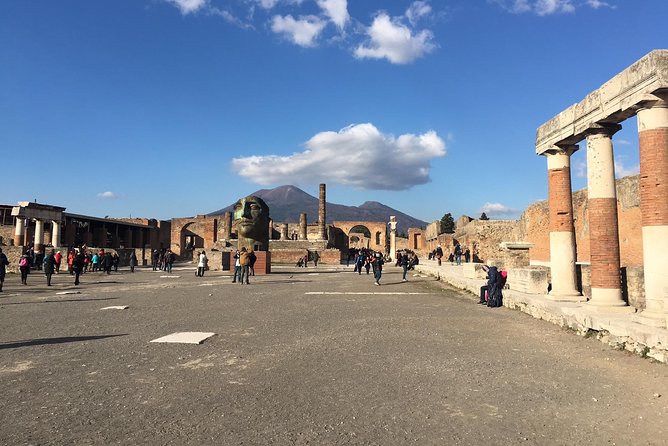 3-Hours Private Walking Tour in Pompeii with an Archaeologist - What three hours can realistically cover