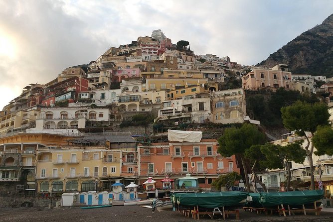 Amalfi Coast day tours from Naples and Sorrento to: Positano, Amalfi and Ravello - What the driver does, and what the driver does not do