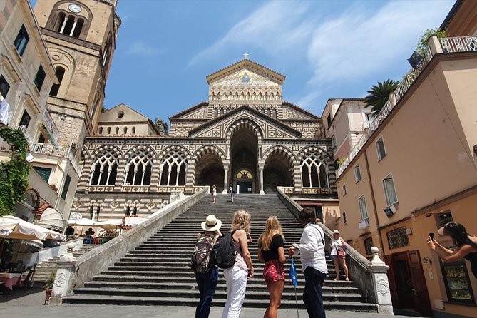 Amalfi Coast Tour: Positano, Amalfi & Ravello from Naples - The guides make a real difference