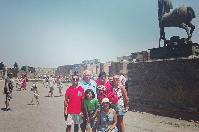 Amazing Pompeii Tour - Why Pompeii works best with a guide