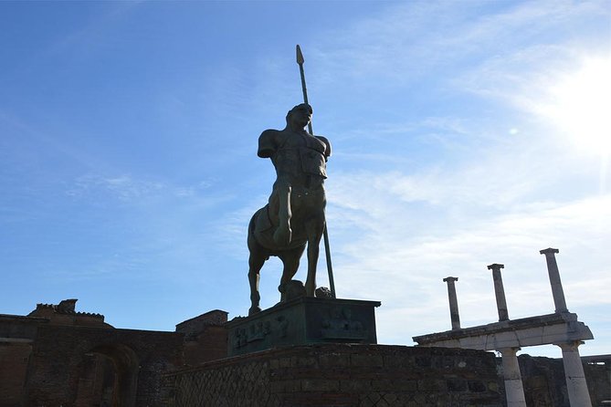 Ancient Pompei in the afternoon - Walking through Pompeii’s public heart