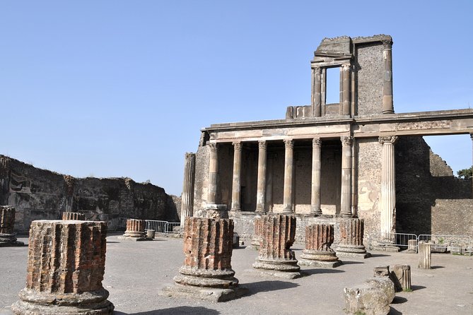 Archaeological Site of Pompeii - What makes the independent format useful