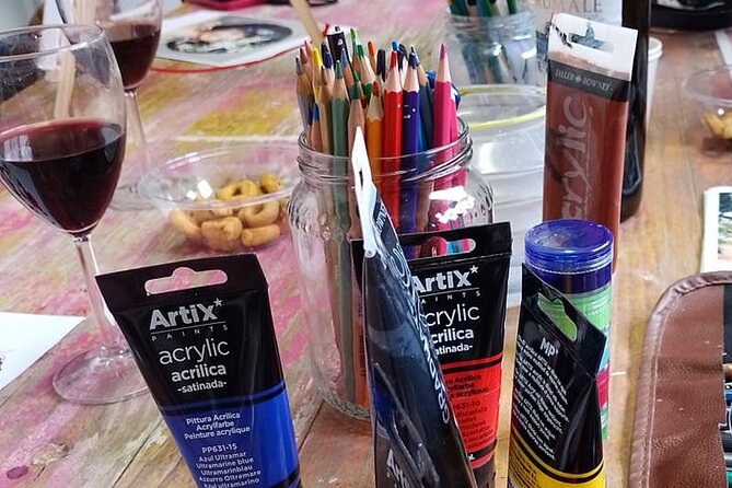 Art worshop with aperitif in Naples - Is $57.99 a fair price?