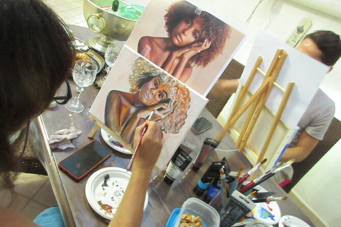 Art worshop with aperitif in Naples - Who should book this Naples art workshop?