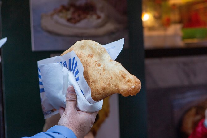 Authentic Naples Street Food Tour With Local Expert Guide - Spaccanapoli and the old center on foot