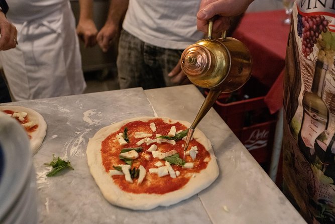 Authentic Pizza Making Class in Naples with Appetizers and Drink - The social side of the class