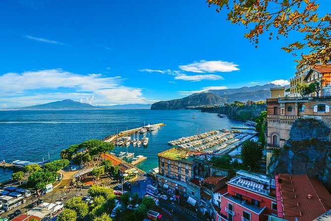 Beauty and History Tour: Positano, Sorrento, Pompeii (FullDay 8h) - Optional craft stops can enrich the day, or crowd it