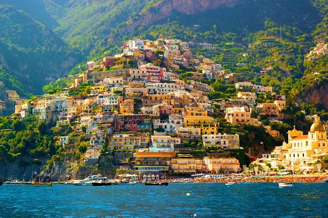 Beauty and History Tour: Positano, Sorrento, Pompeii (FullDay 8h) - Pompeii: two hours among streets frozen by Vesuvius