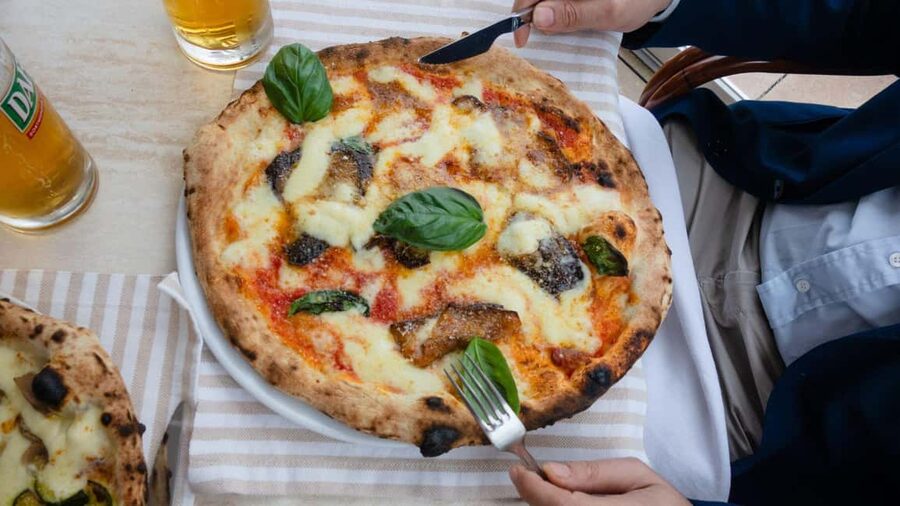 Best of Naples: Private Walking Tour with a Local - Food advice that can save you a bad meal