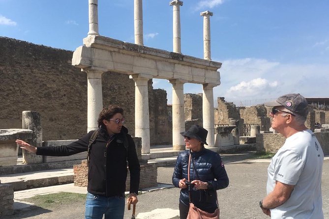 Best of Pompeii & Herculaneum: Private Tour with an Archaeologist - Herculaneum’s homes, shops, and bright decoration