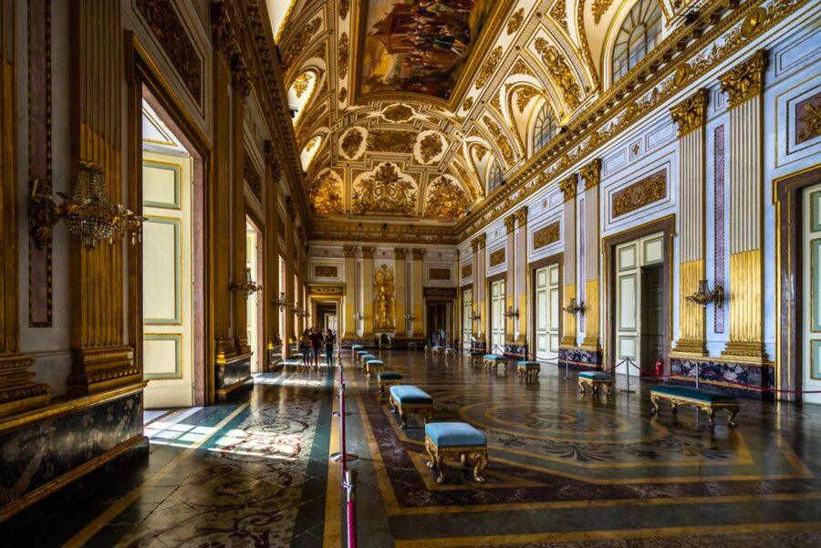 Campania: Royal Palace of Caserta Guided Private Tour - The Grand Entrance and Vanvitelli’s Plan