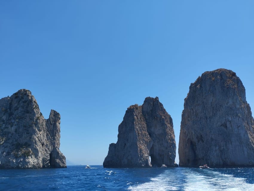 Capri boat experience from Naples - Key points to know before you book