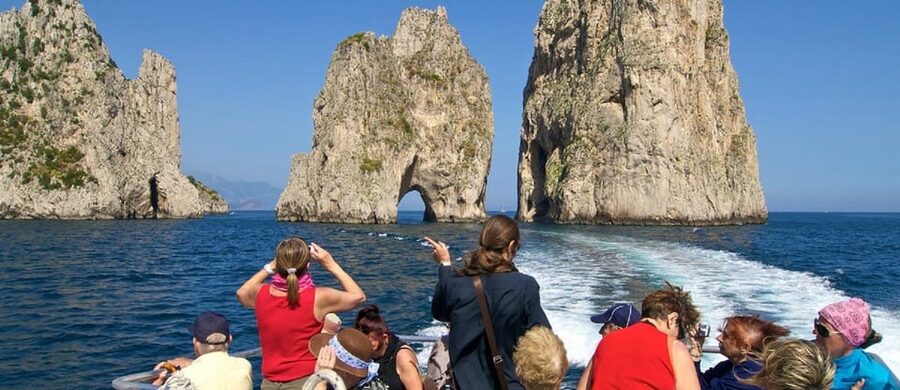Capri boat experience from Naples - Leaving Naples by hydrofoil