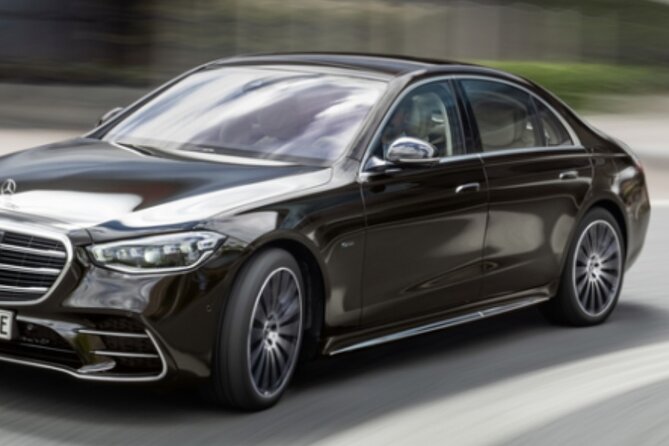 Car Private Transfer from Naples airport, train station to Sorrento (1-3 Pax) - Finding the pickup at Naples Centrale