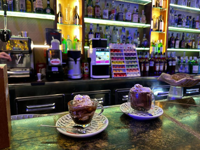 Chocolate and Pastry tasting tour in Napoli Old Town - A chocolatier stop with room for surprises