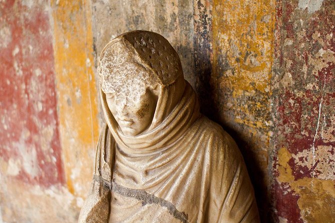 Complete Pompeii Skip the Line Tour with Archaeologist Guide - Roman baths, cemetery, and brothel