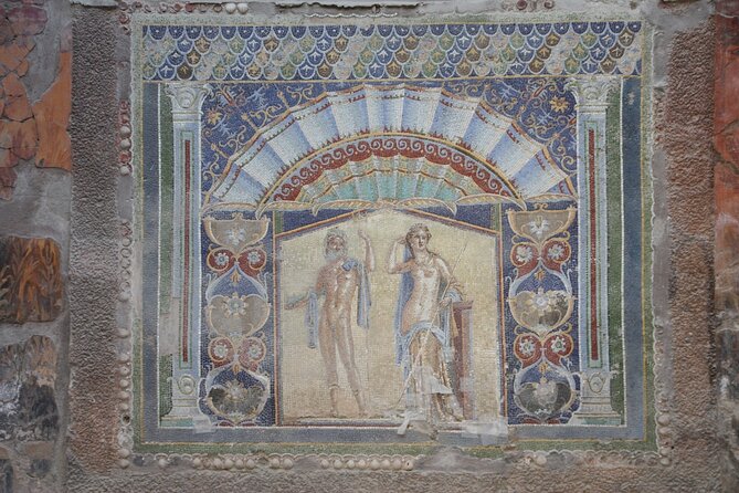 Day Trip of Pompeii, Herculaneum and Vesuvius from Naples - What the driver adds to the day