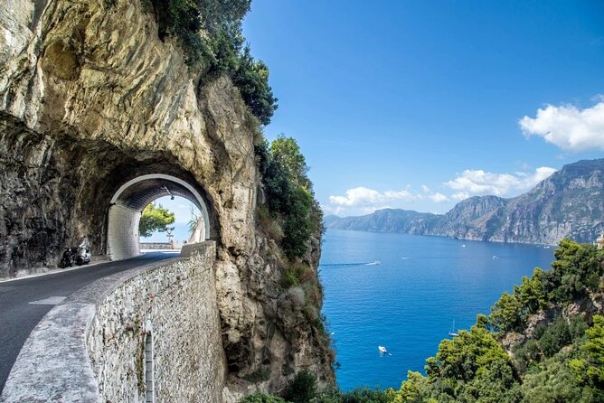 Deluxe Private Tour of the Amalfi Coast - Positano in one concentrated hour