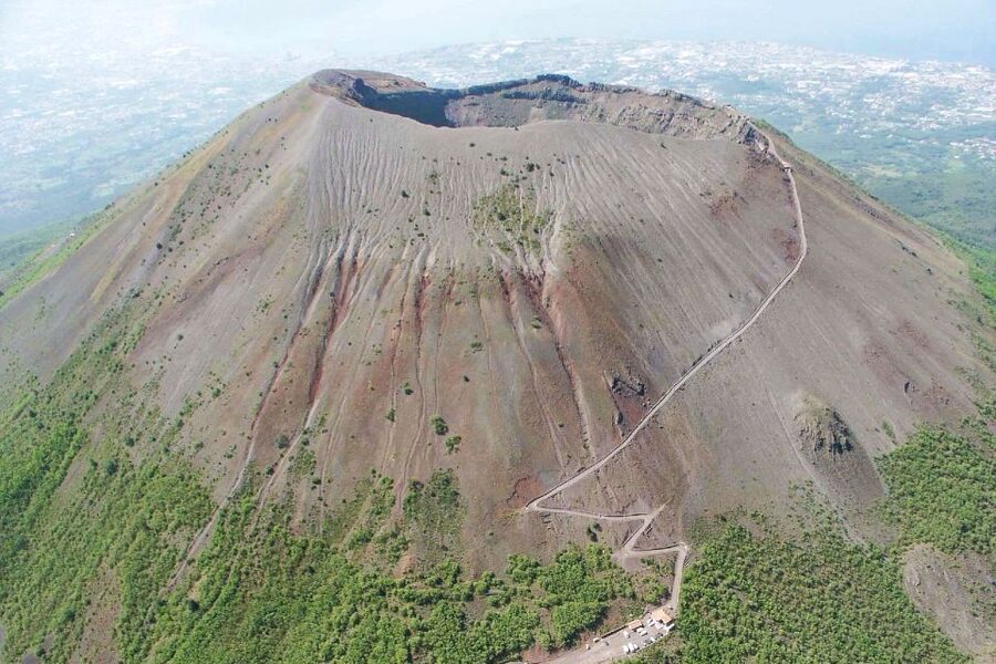 Discover Mt. Vesuvius: Private 3-Hour Tour from Pompeii - Who will get the most from this three-hour trip?