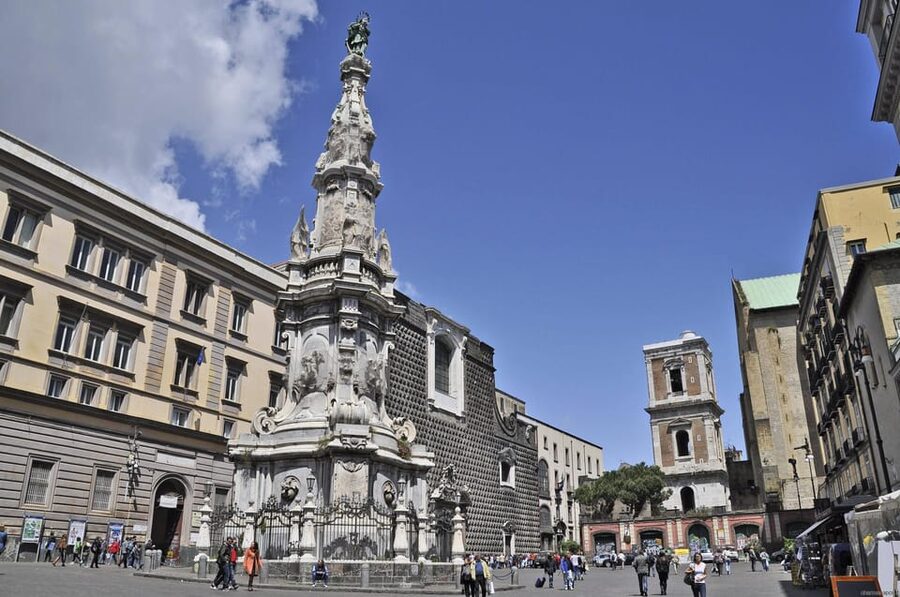 Discover Naples: Guided 3-Hour Walking Tour Through Naples - Choosing the right starting point