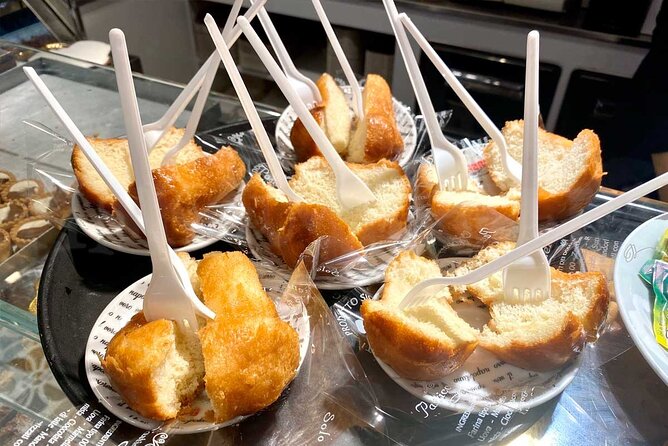 Eating Naples Street Food Tour with Guided Tasting and Sightseeing - Why this Naples food walk works