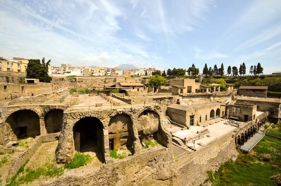 Ercolano: Herculaneum Entry Ticket with Optional Audio Guide - Homes, frescoes, and everyday Roman life