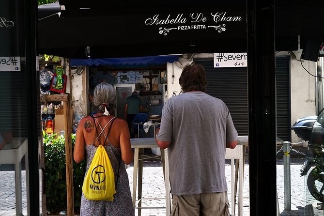 Exciting e-bike(pedal assisted)ride in the heart of Naples - Sanità, cemeteries, and Neapolitan street food