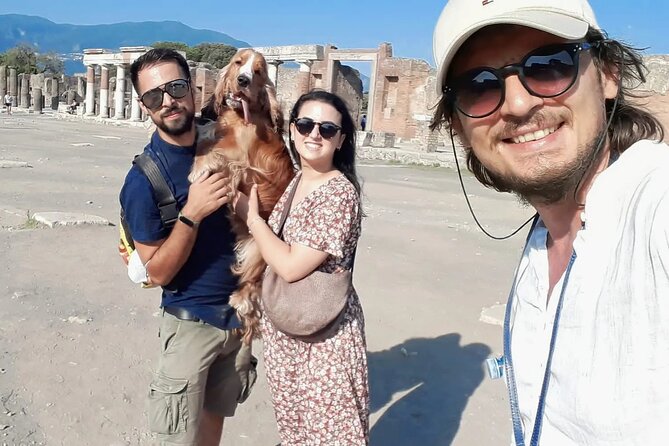 Exploring Pompeii - Roman shops and the practical side of town life
