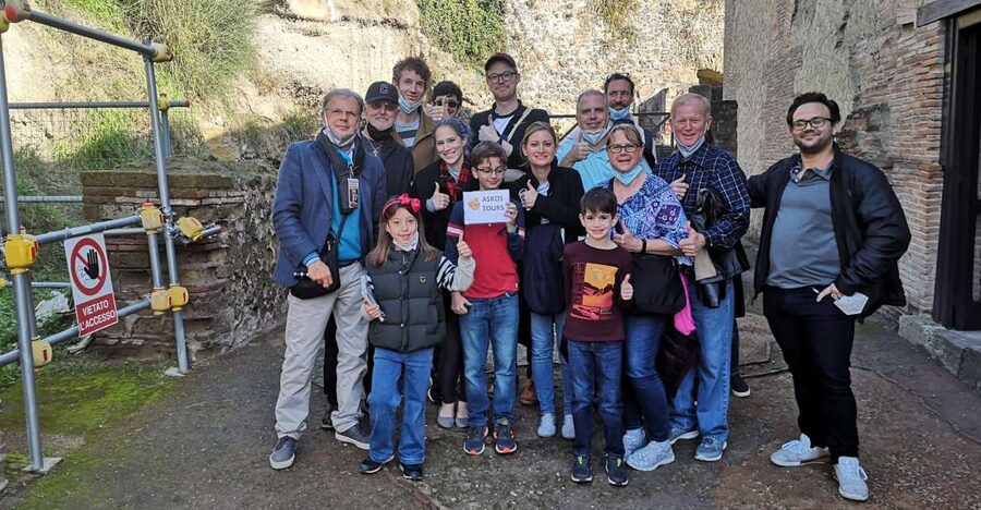 From Naples: 2-Hour Herculaneum Kid-Friendly Tour - Northern Cardo and the feel of a Roman street