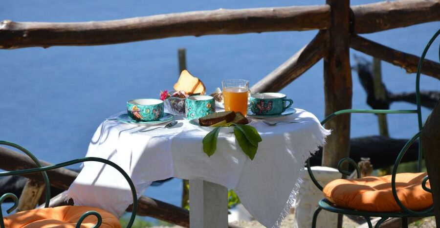 From Naples: Amalfi Coast by Car & Boat plus Emerald Grotto - Sorrento closes the day with shops and town time