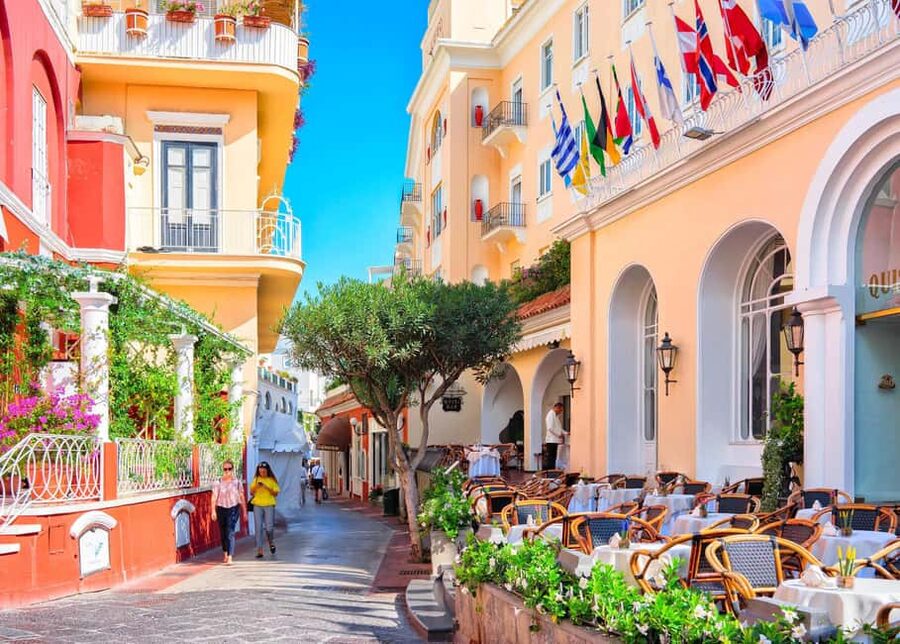 From Naples: Amalfi Coast Day Trip with Sorrento & Positano - Pickup in Naples and the first hour on the road