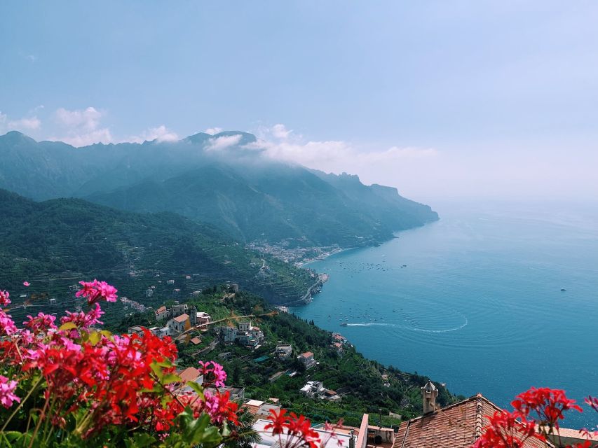 From Naples: Amalfi Coast Private Day Trip - Positano, lunch, and the Li Galli view