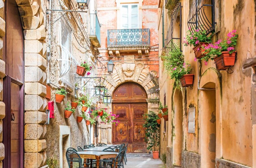 From Naples: Amalfi Coast Private Full-Day Trip - Amalfi and Piazza Flavio Gioia