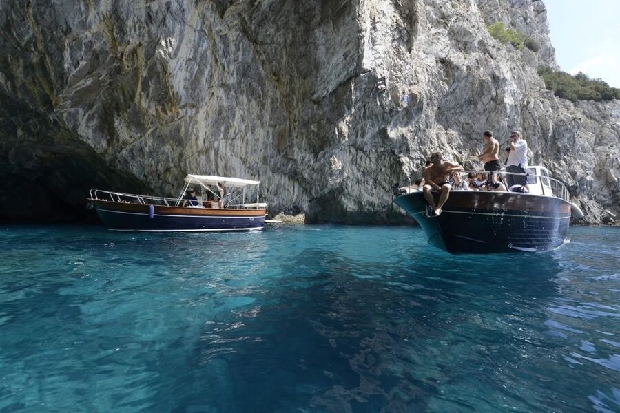 From Naples: Capri Boat Day Trip with Drinks - What is served on board