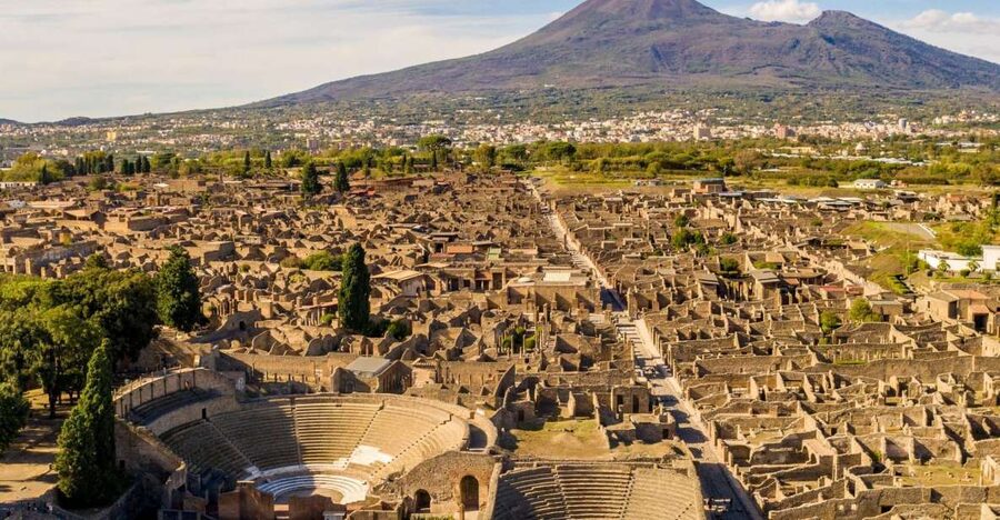From Naples: Guided Pompei & Mount Vesuvius with Pizza Lunch - Key points at a glance