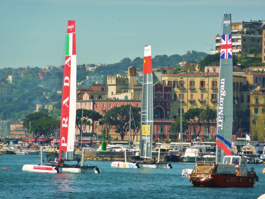 From Naples: Half-Day City Walking & Bus Tour Gulf of Naples - What this four-hour Naples tour really covers