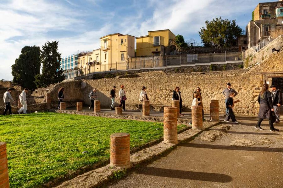 From Naples: Herculaneum Skip-the-Line Guided Tour - The houses, baths, and public spaces you will see