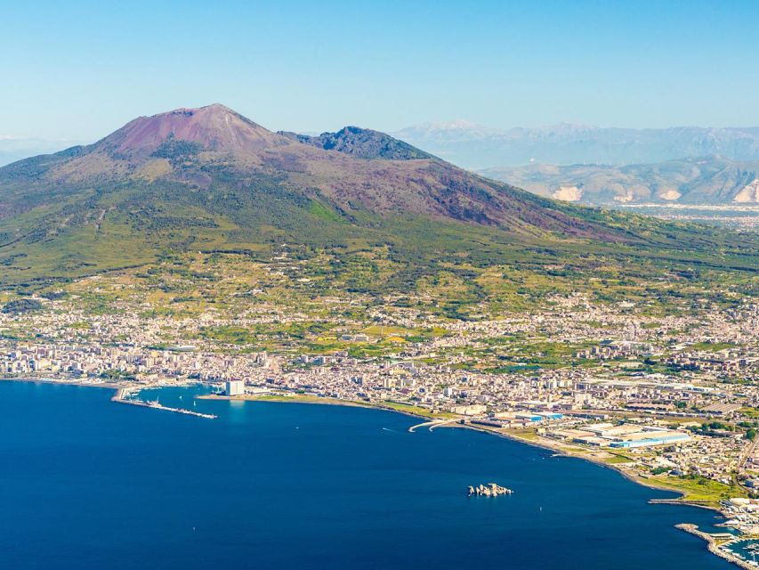 From Naples: Mount Vesuvius Transfer with Entry Tickets - Finding the bus near Garibaldi Square