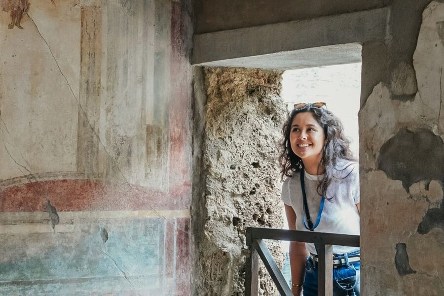 From Naples or Sorrento: Pompei Half-Day Tour - Entering Pompeii with a guide