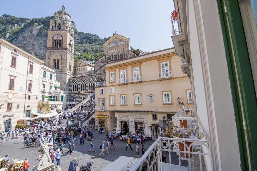From Naples: Pompeii & Amalfi Coast Full-Day Trip - Practical preparation for a long day