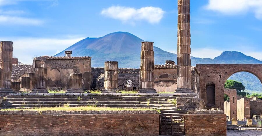From Naples: Pompeii and Amalfi Tour - Why this combination works from Naples