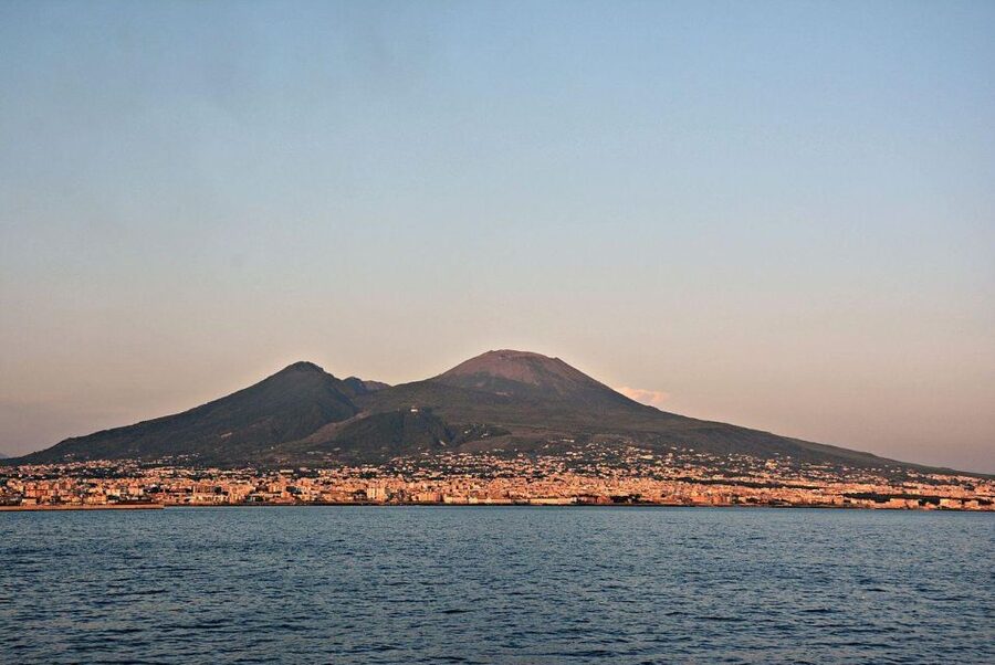 From Naples: Pompeii and Vesuvius Day Tour - Walking on Mount Vesuvius