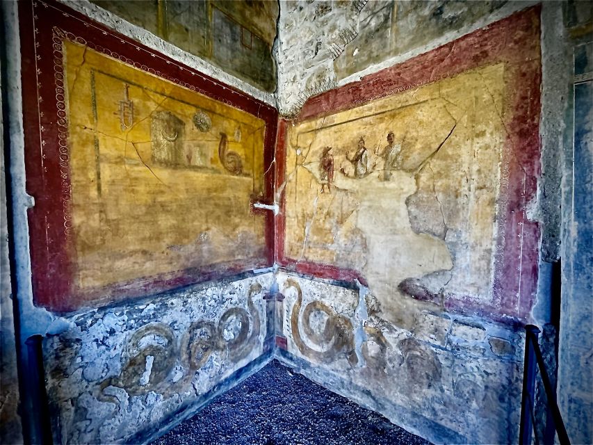 From Naples: Pompeii Guided Tour with Skip-the-Line Tickets - Group size, walking, and practical comfort