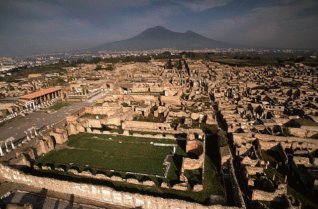 from Naples - Private Tour Pompeii, Vesuvius, and Sorrento - Walking through Pompeii in 79 A.D.