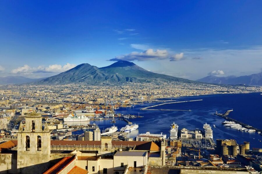 From Naples: Roundtrip Guided Pompeii Tour with Pickup - Entering Pompeii with a two-hour guide