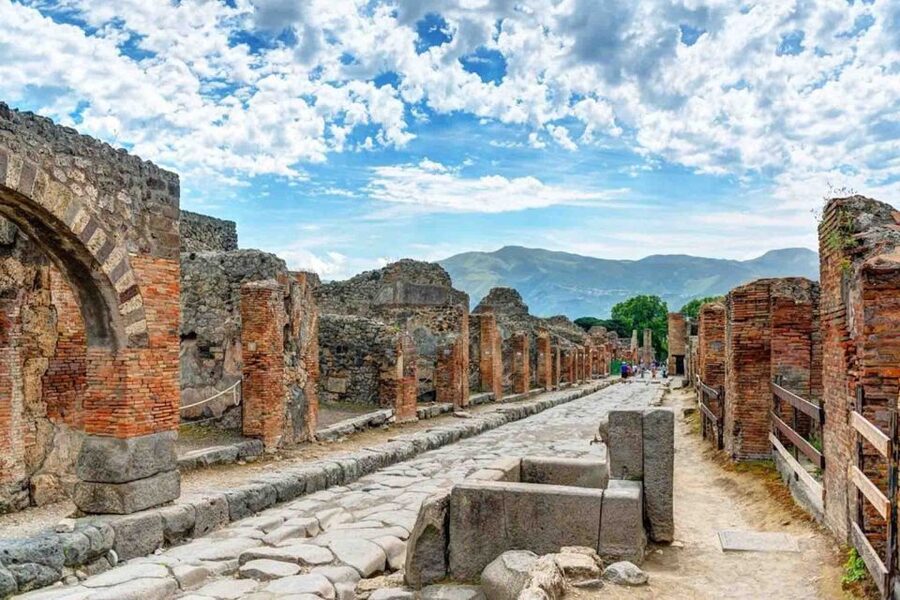 From Naples: Ruins of Pompeii - Entering the archaeological site