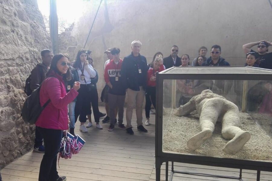 From Naples: Ruins of Pompeii - Getting from Naples to Pompeii