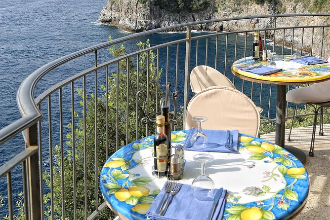 From Naples: Sorrento, Positano & Amalfi Coast – Small Group Tour - Traffic, motion sickness, and physical effort