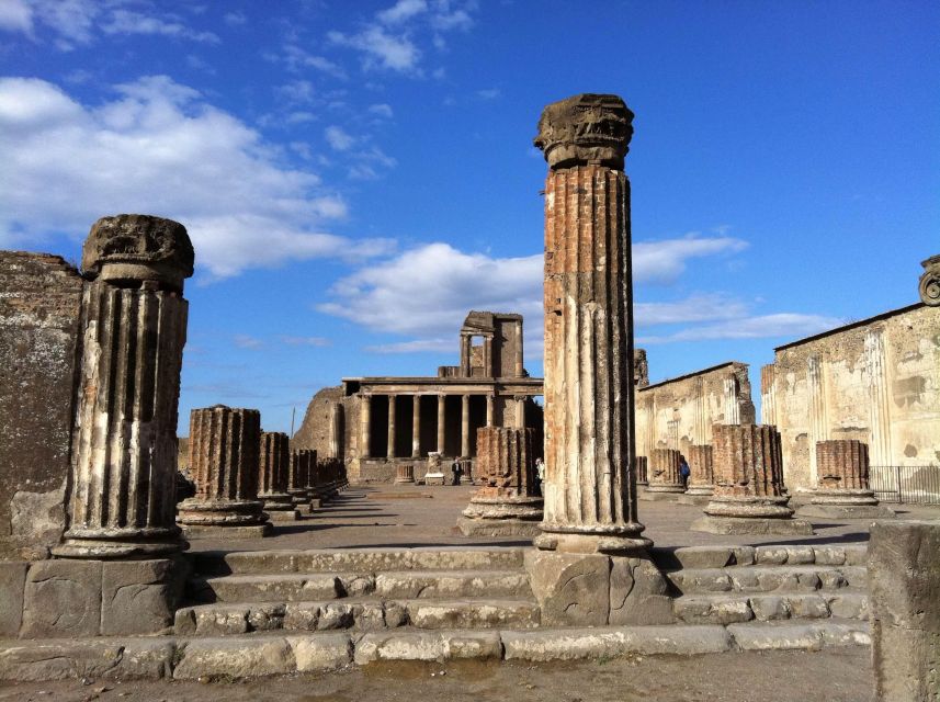 From Naples: Transfer to Positano with Pompeii Guided Tour - Key points to know before booking